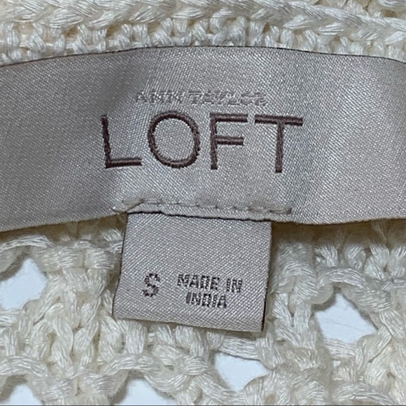 Loft Cream Crotched V-neck Top S - Picture 5 of 8